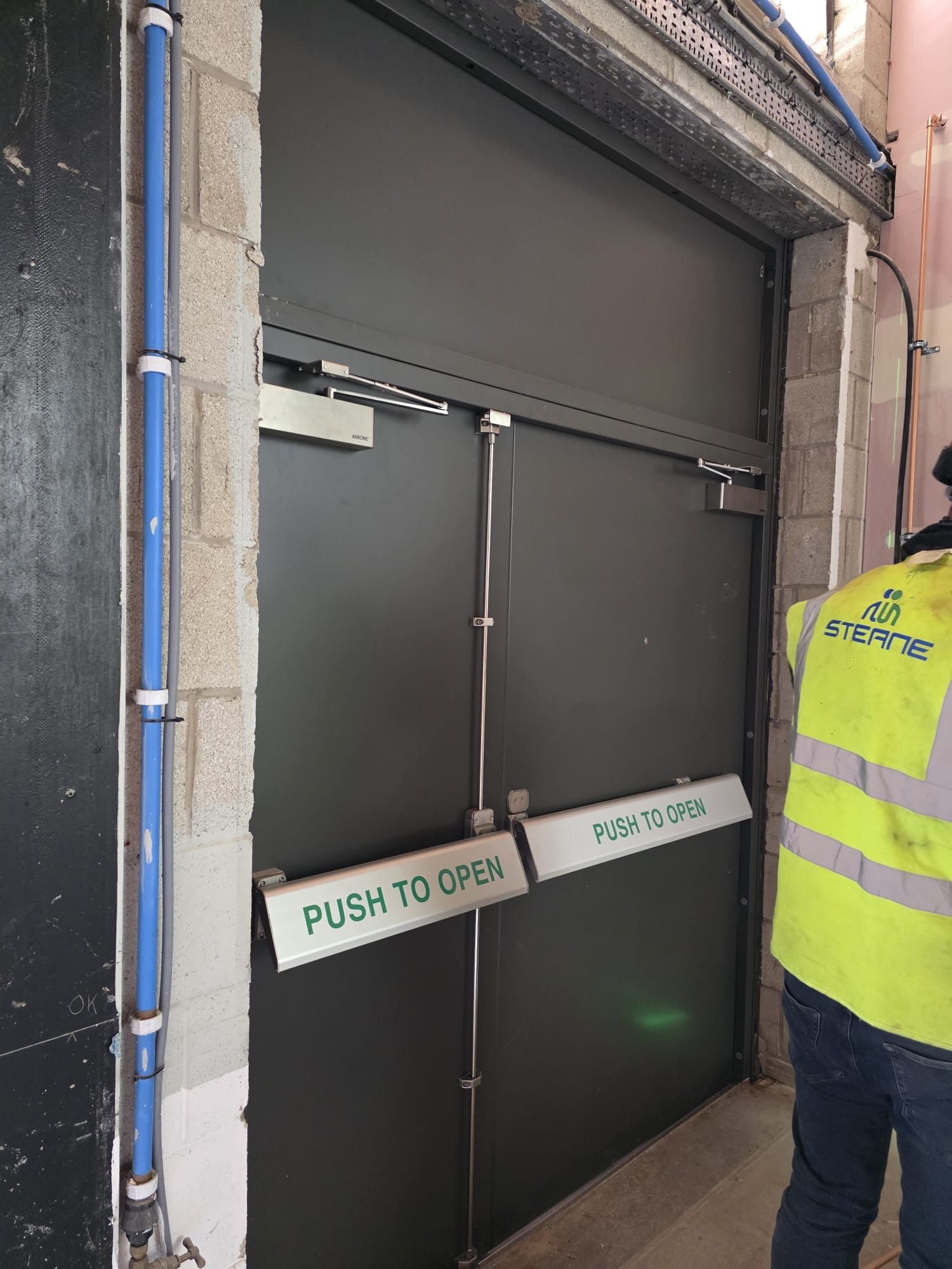 Alfreton, East Midlands - NextGen Industrial Doors